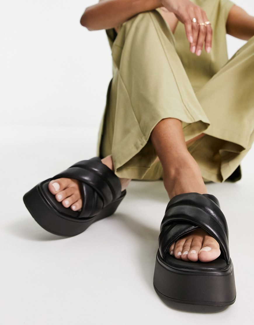 Vagabond Lady Black Sandals from Asos GOOFASH