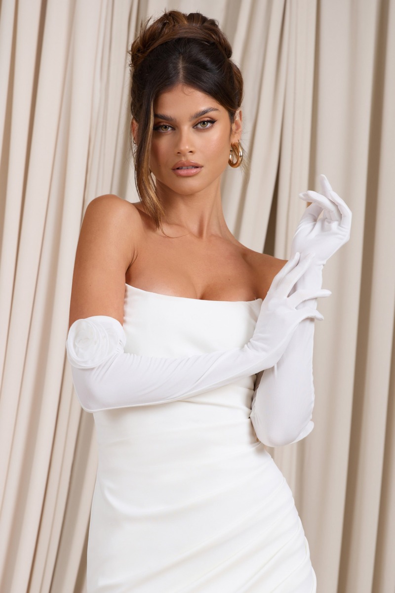 White Gloves for Woman by Club L London GOOFASH