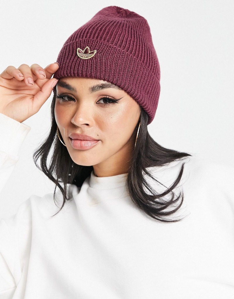 Woman Beanie in Red from Asos GOOFASH
