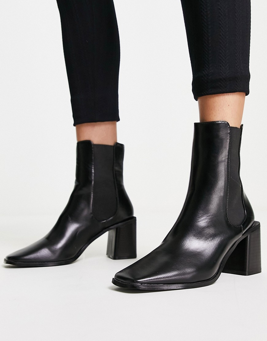 Woman Black Chelsea Boots - Asos GOOFASH