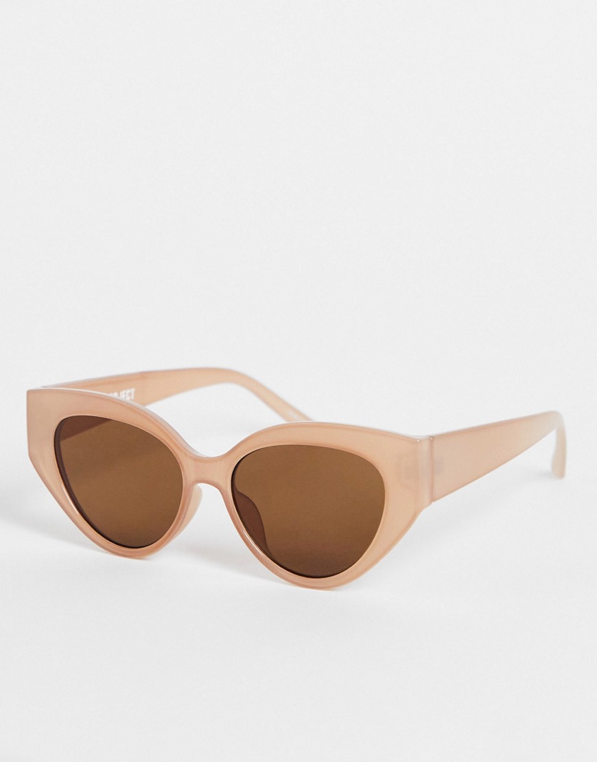 Woman Pink - Round Sunglasses - Asos GOOFASH