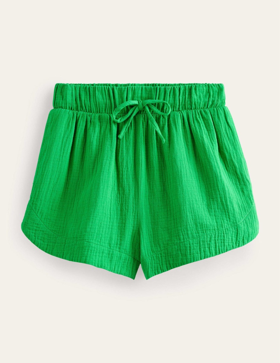 Womens Shorts in Green - Boden GOOFASH