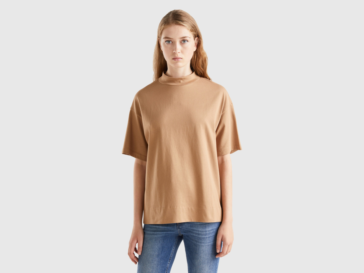 Benetton - Woman T-Shirt Camel by United Colors of Benetton GOOFASH