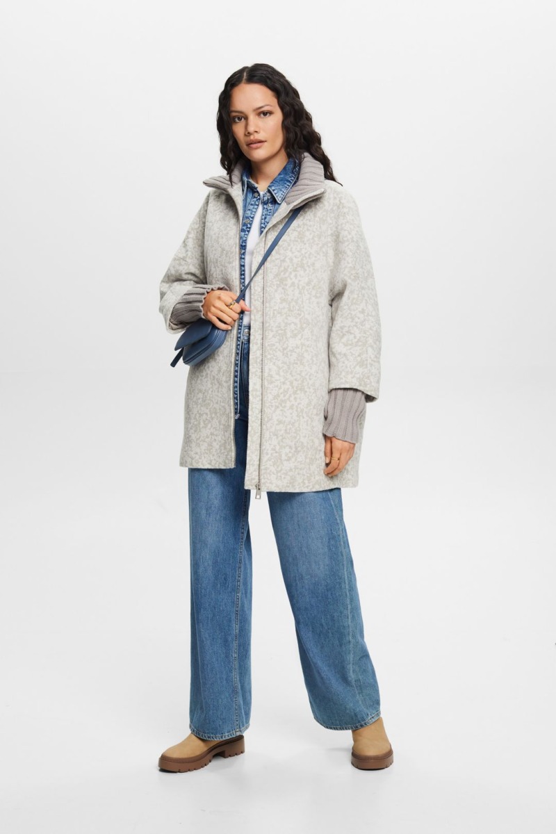 Esprit - Woman Jacket in Grey GOOFASH
