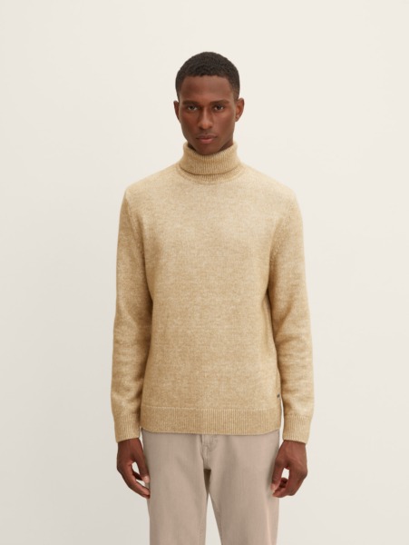Gents Turtleneck in Brown from Tom Tailor GOOFASH