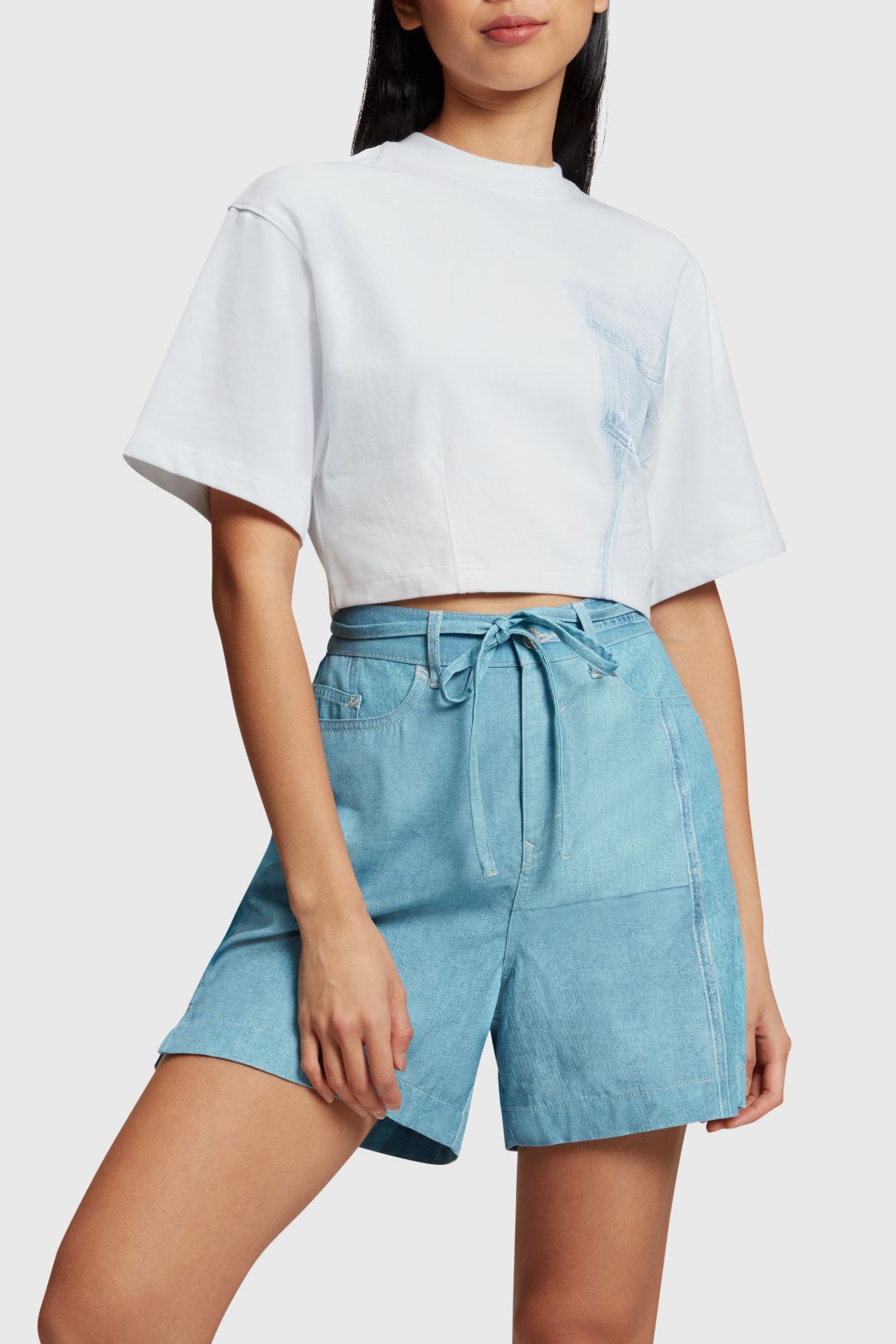 Lady T-Shirt in White from Esprit GOOFASH