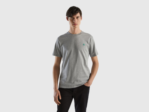 Men T-Shirt Grey by Benetton GOOFASH