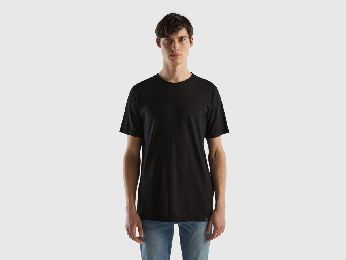Men's T-Shirt in Black Benetton GOOFASH