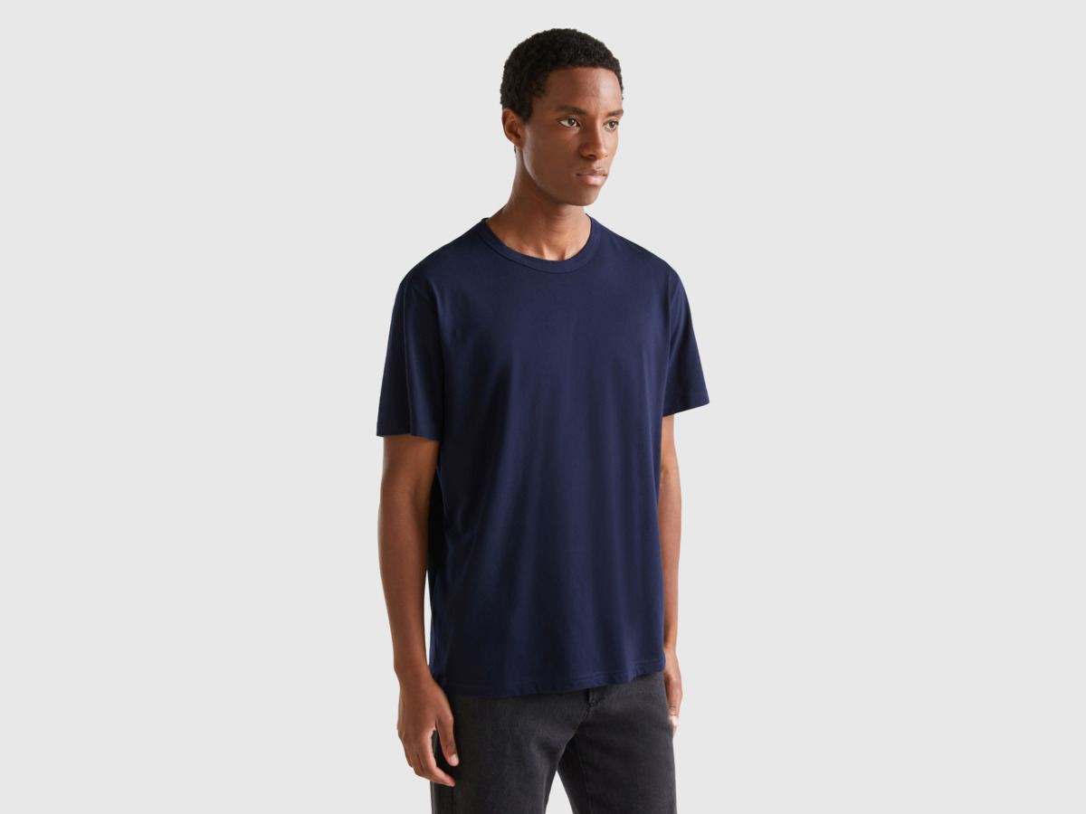 Men's Warm-Up T-Shirt in Blue United Colors of Benetton - Benetton GOOFASH