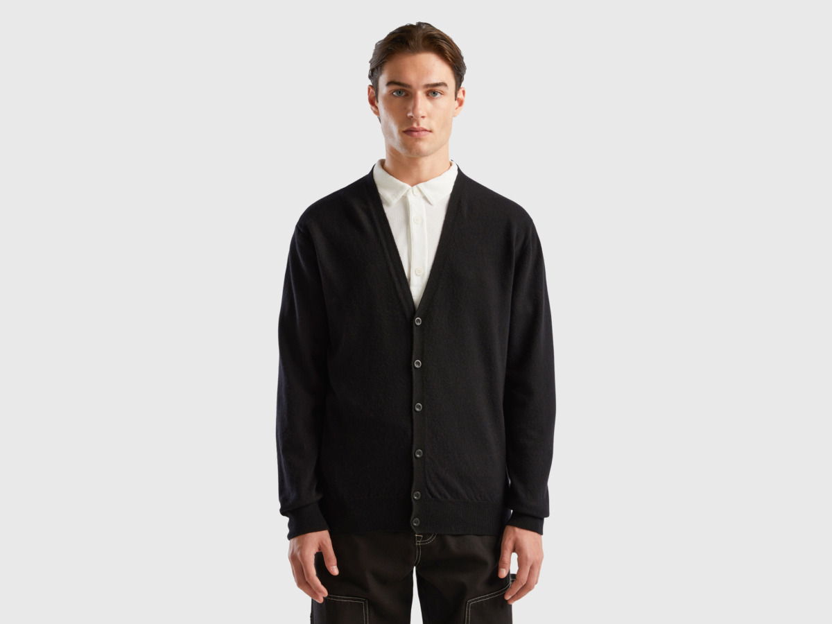 United Colors of Benetton - Cardigan in Black by Benetton GOOFASH