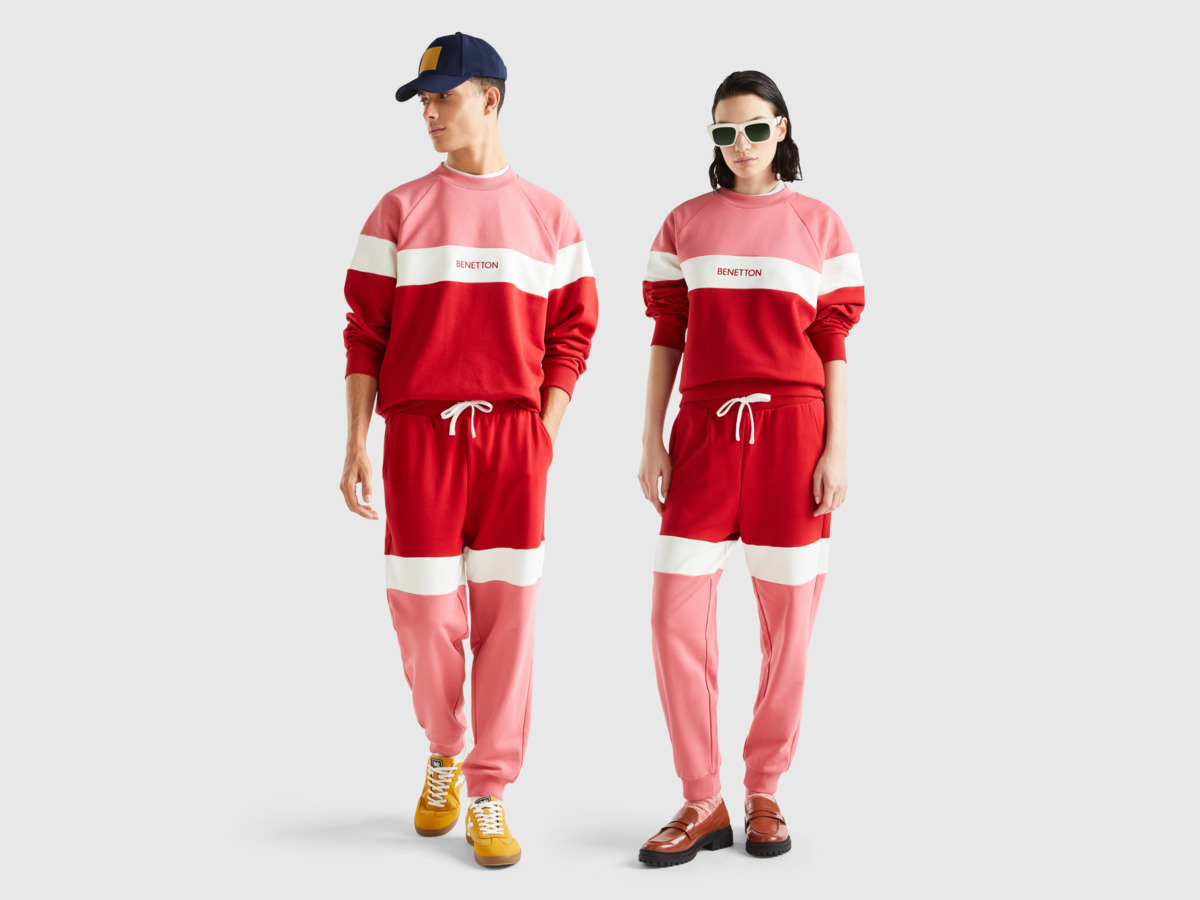 United Colors of Benetton - Gent Joggers in Red by Benetton GOOFASH