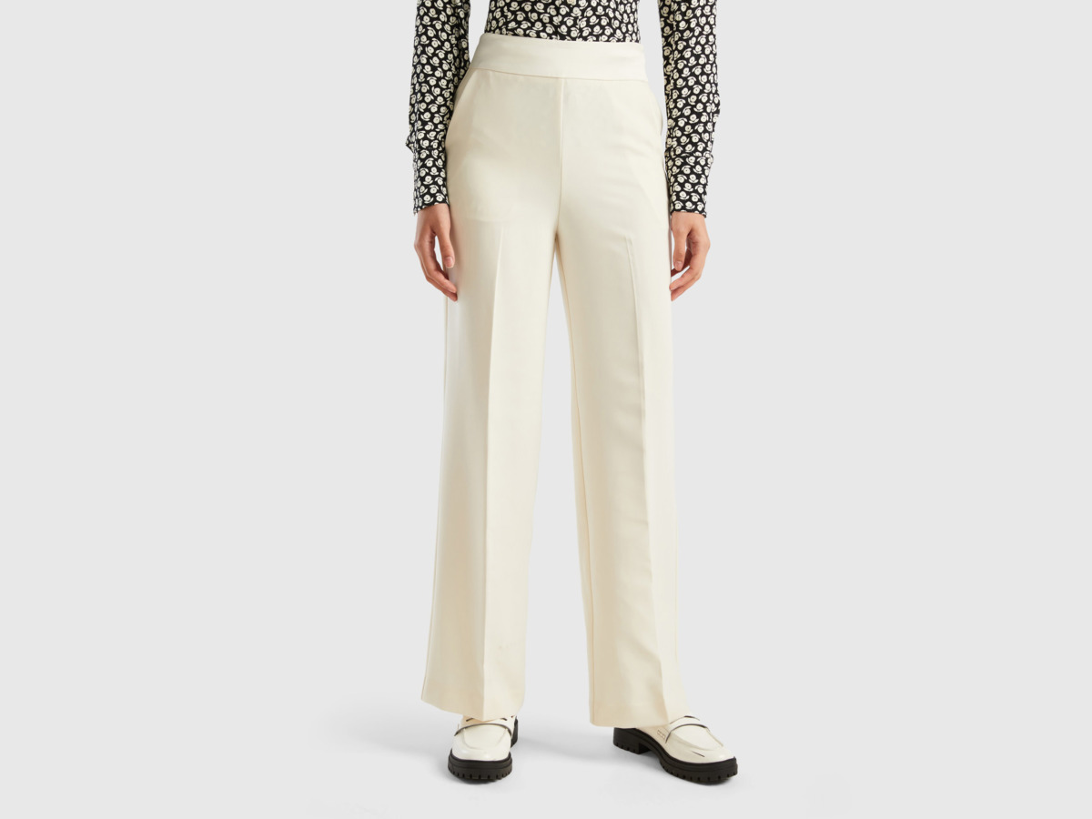 United Colors of Benetton Ladies Trousers in White by Benetton GOOFASH