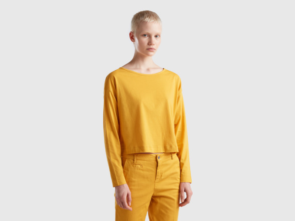 United Colors of Benetton Woman Yellow T-Shirt by Benetton GOOFASH