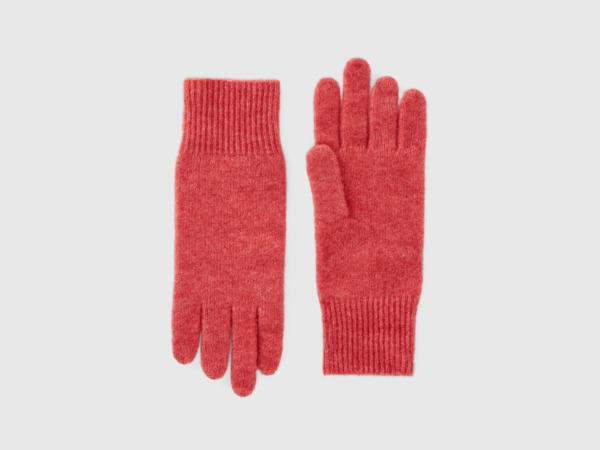 United Colors of Benetton - Women Red Gloves from Benetton GOOFASH