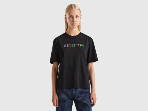 United Colors of Benetton Womens Black T-Shirt by Benetton GOOFASH