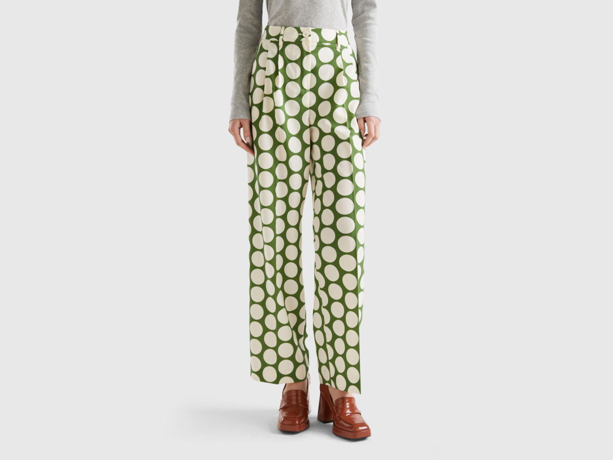United Colors of Benetton Women's Trousers in Green from Benetton GOOFASH