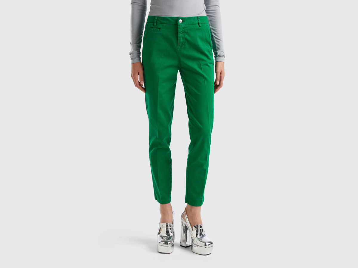 Women Chino Pants in Green - Benetton GOOFASH