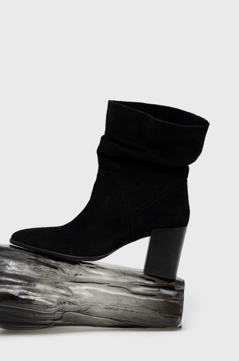 Answear - Black Boots - Medicine - Woman GOOFASH