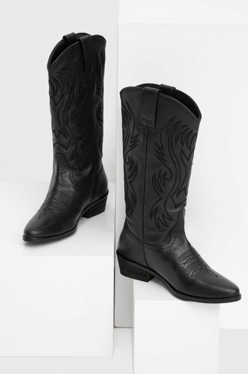 Answear - Cowboy Boots in Black by Answear Lab GOOFASH