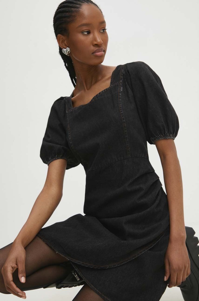 Answear - Dress in Black for Woman from Answear Lab GOOFASH