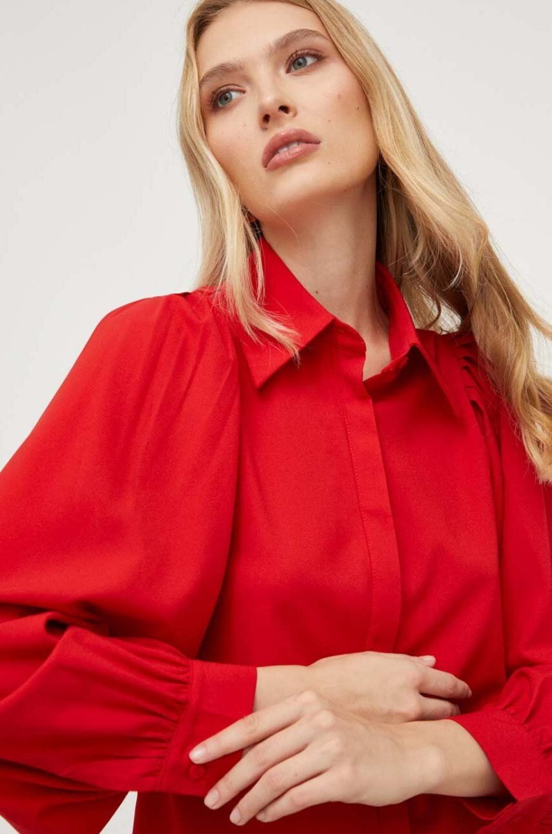 Answear Lady Shirt in Red from Answear Lab GOOFASH