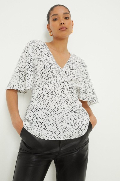 Ivory Blouse for Woman at Dorothy Perkins GOOFASH