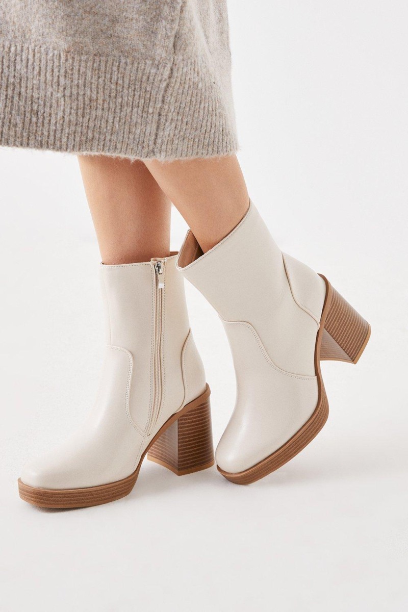 Lady Cream Ankle Boots - Dorothy Perkins GOOFASH