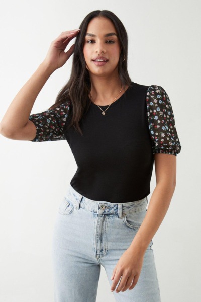 Lady Top in Black by Dorothy Perkins GOOFASH
