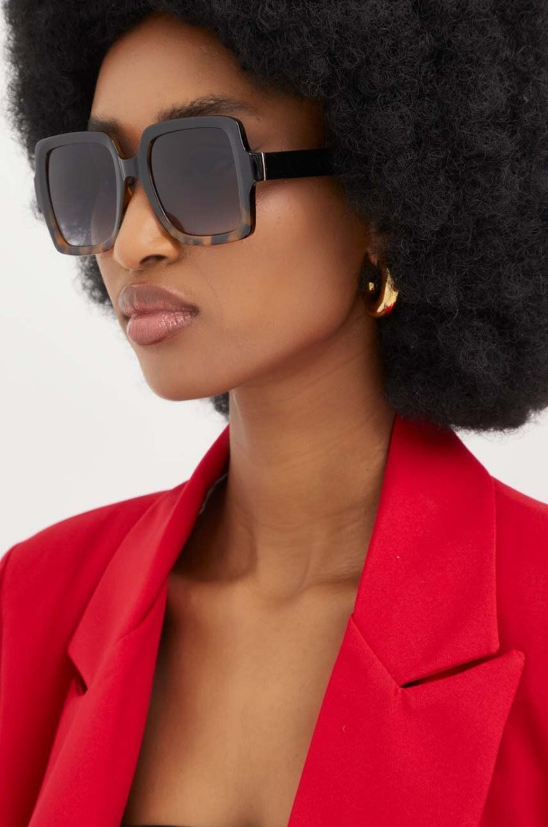 Sunglasses in Black - Answear Woman - Answear Lab GOOFASH