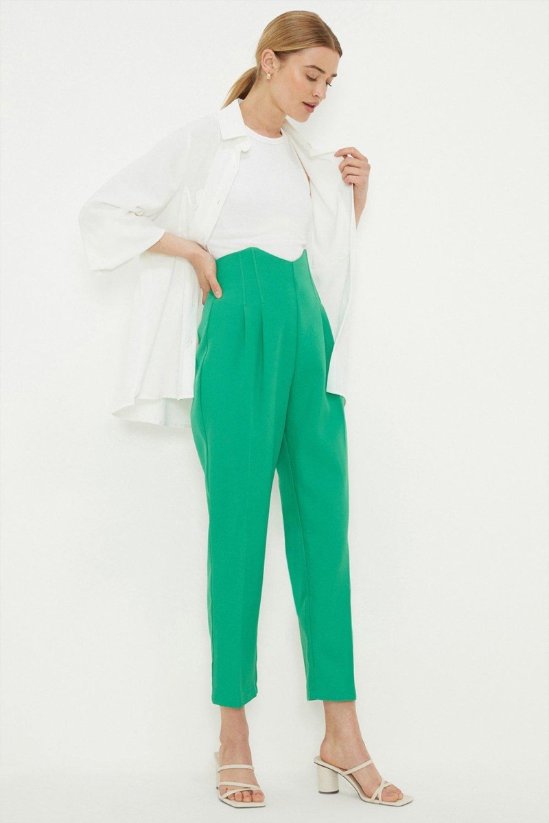 Trousers in Green from Dorothy Perkins GOOFASH