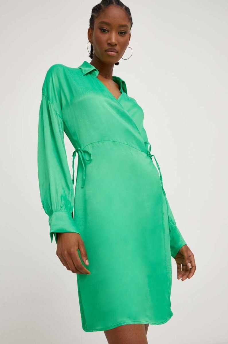 Woman Dress Green from Answear GOOFASH