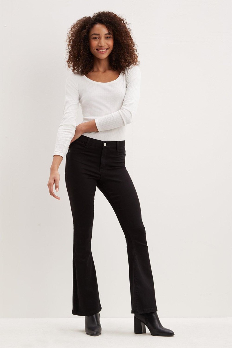 Woman Jeans in Black at Dorothy Perkins GOOFASH