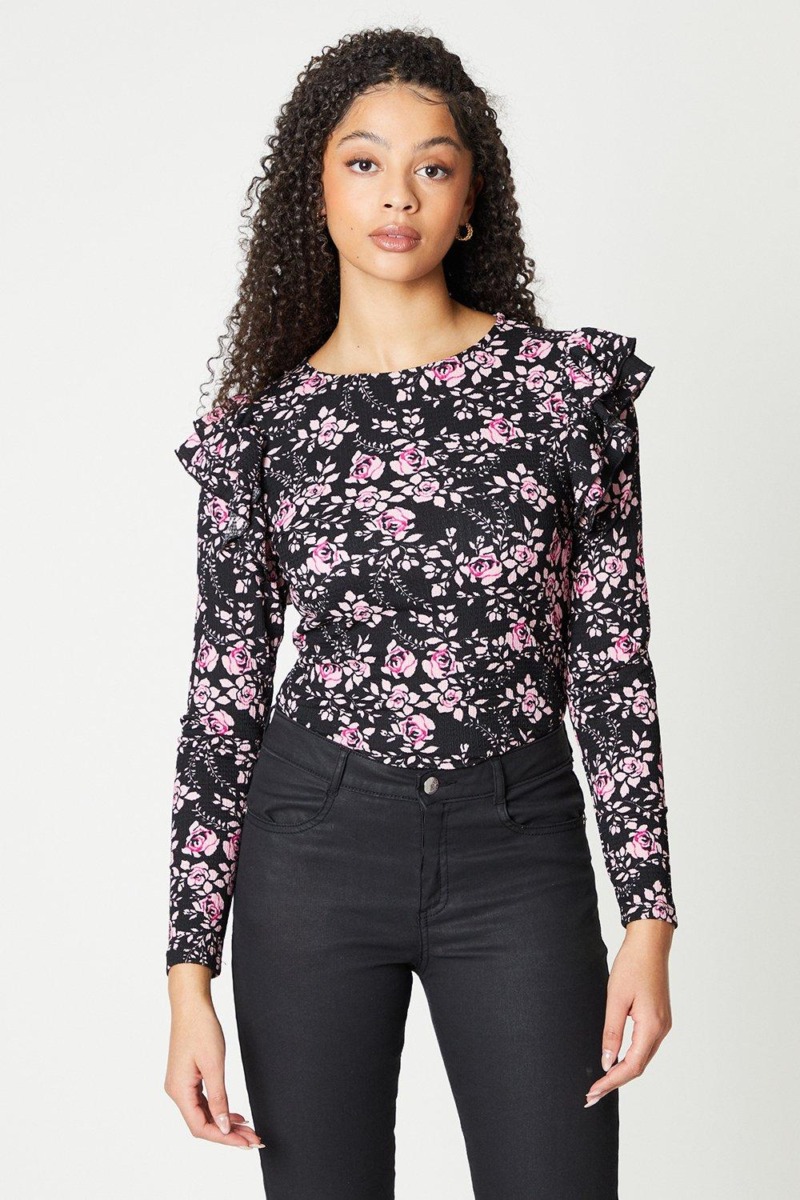 Woman Long Sleeve Top in Florals from Dorothy Perkins GOOFASH