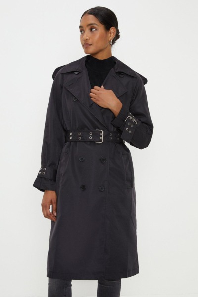 Woman Trench Coat in Black at Dorothy Perkins GOOFASH
