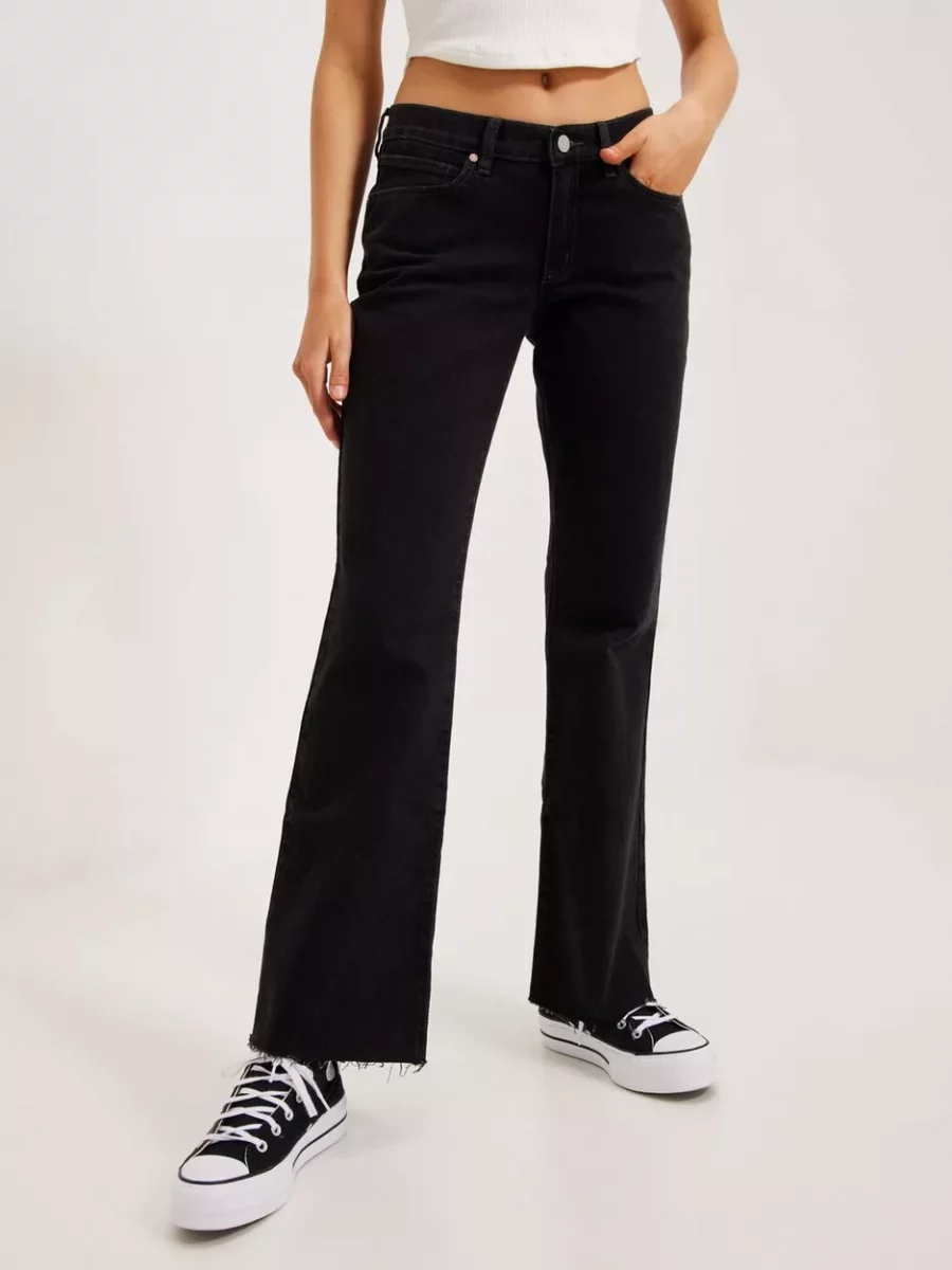 Abrand Jeans - Black Bootcut Jeans - Nelly - Ladies GOOFASH
