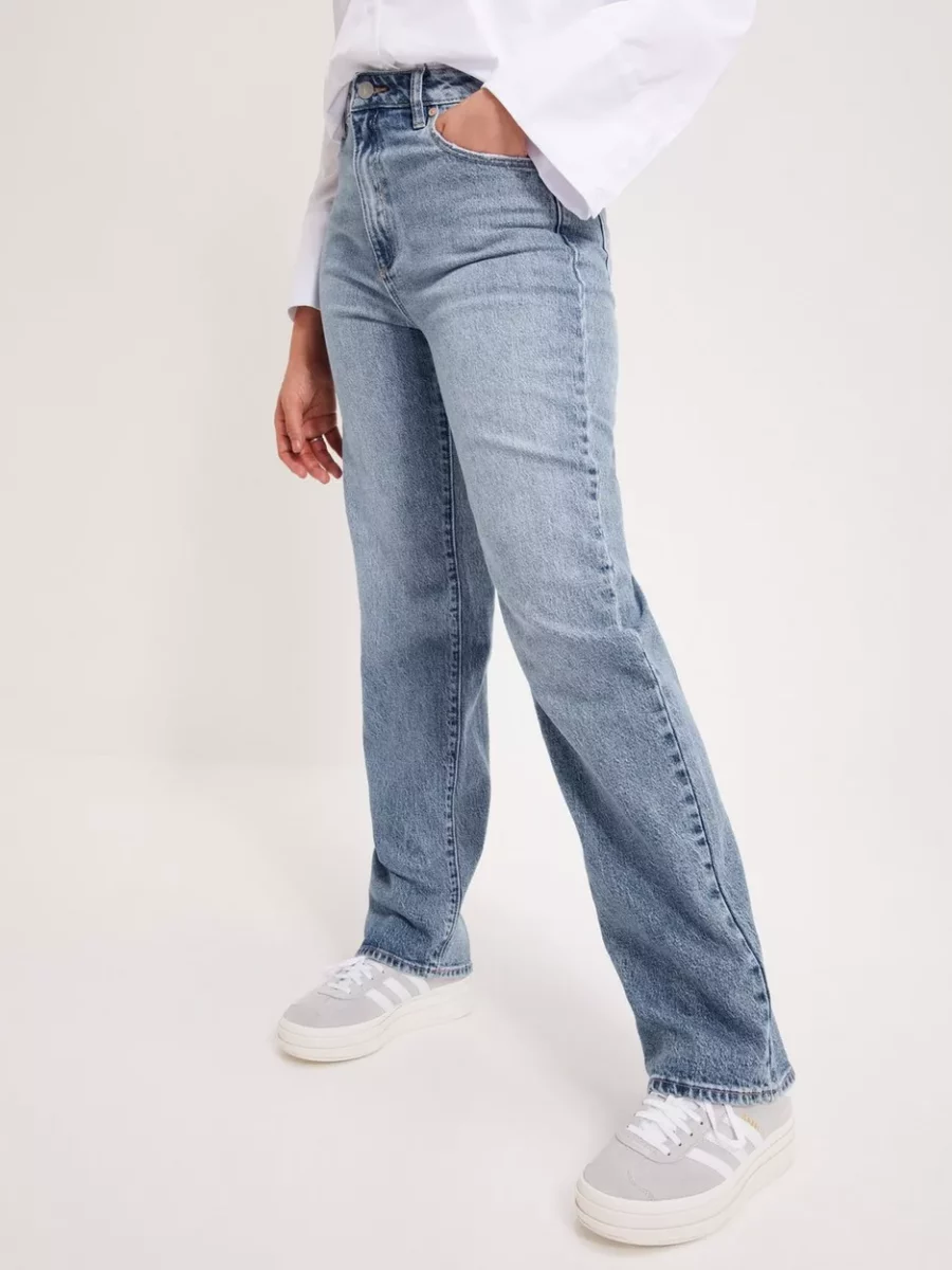 Abrand Jeans Women High Waist Jeans Blue at Nelly GOOFASH