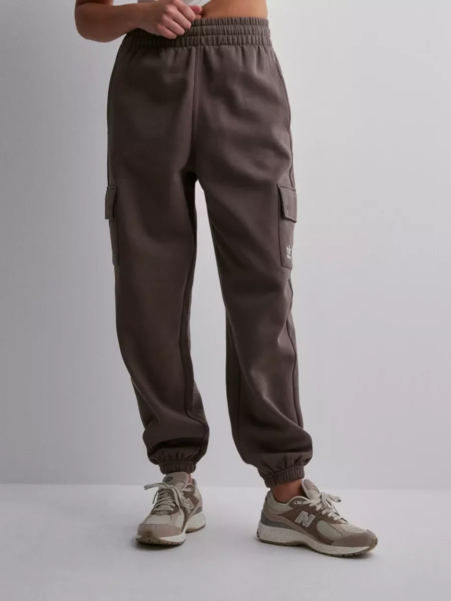 Adidas - Woman Joggers - Brown - Nelly GOOFASH