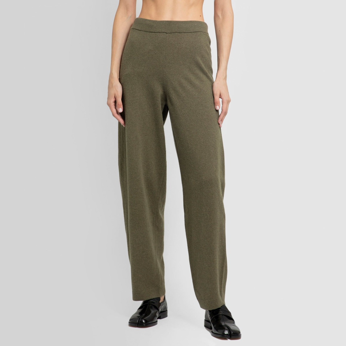 Antonioli - Green Trousers for Women by Lemaire GOOFASH