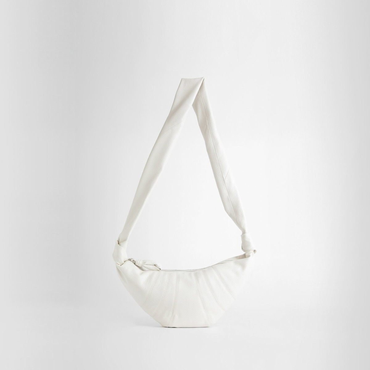 Antonioli - Women Shoulder Bag in White by Lemaire GOOFASH