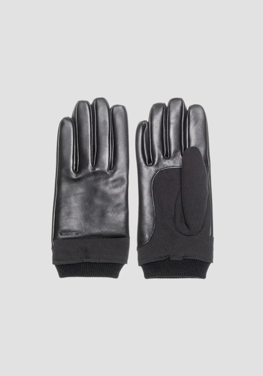Black Gloves by Antony Morato GOOFASH