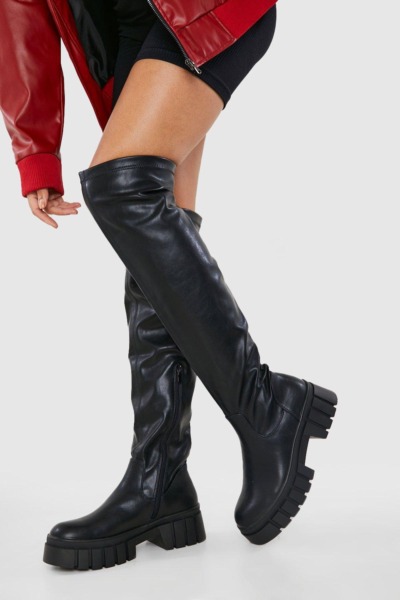 Boohoo - Lady Boots in Black GOOFASH