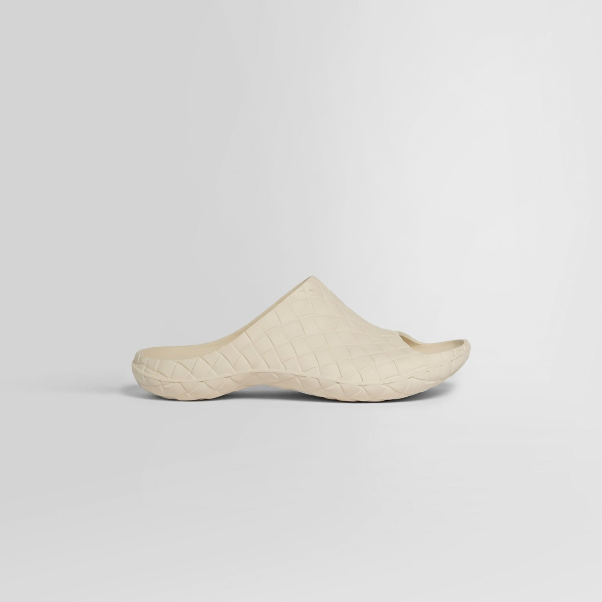 Bottega Veneta Sliders White for Men at Antonioli GOOFASH