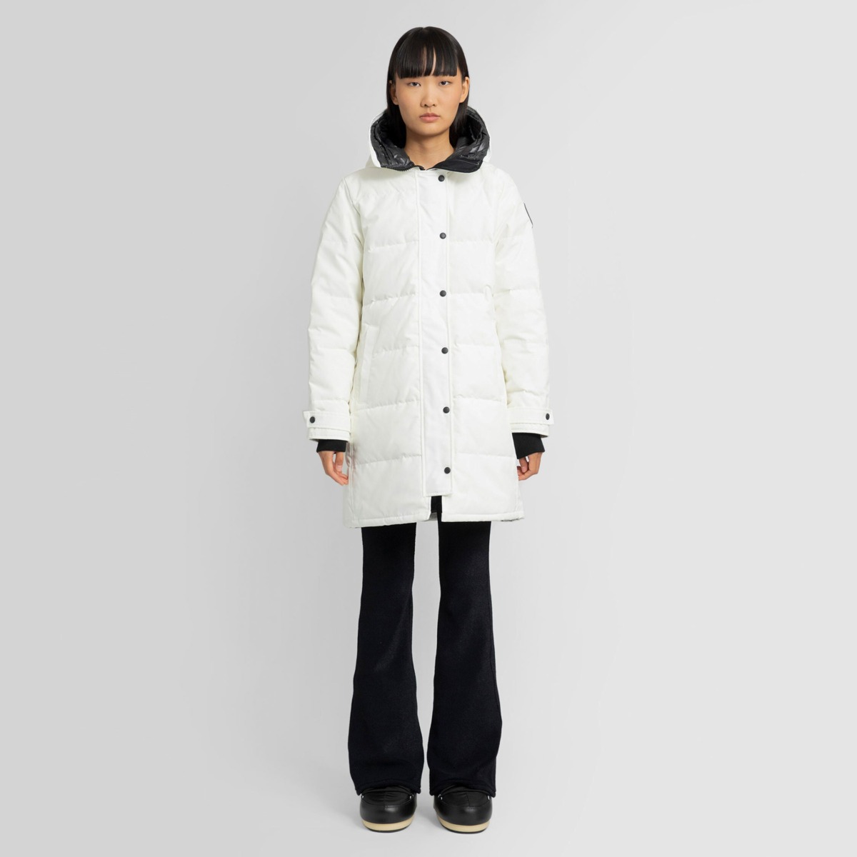 Canada Goose - Woman Jacket in White - Antonioli GOOFASH