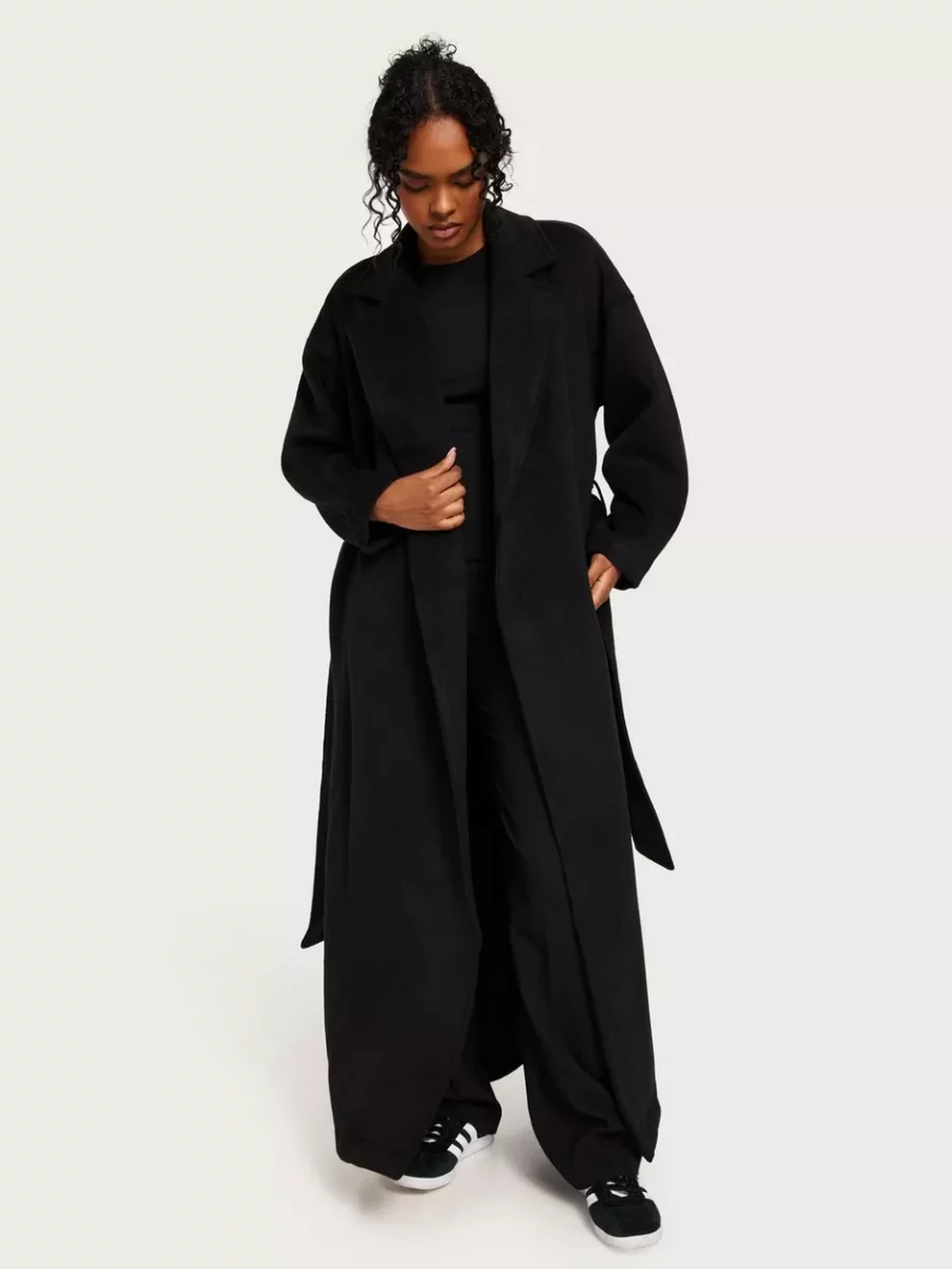 Coat in Black for Woman at Nelly GOOFASH