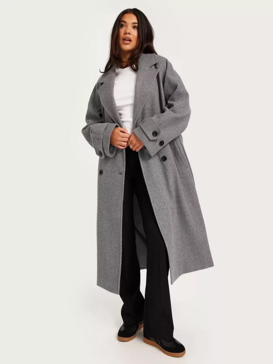 Coat in Grey Woman - Nelly GOOFASH
