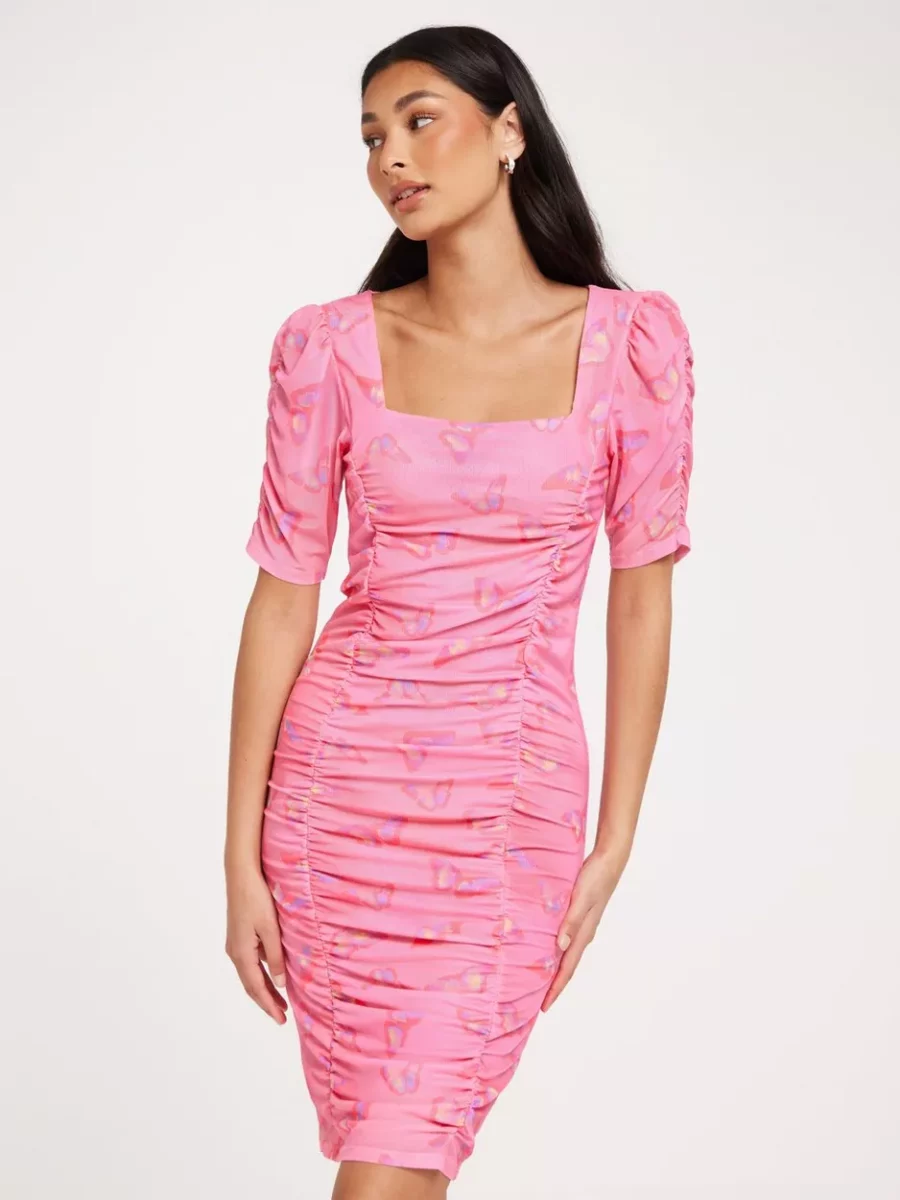 Cras Womens Dress in Pink - Nelly GOOFASH