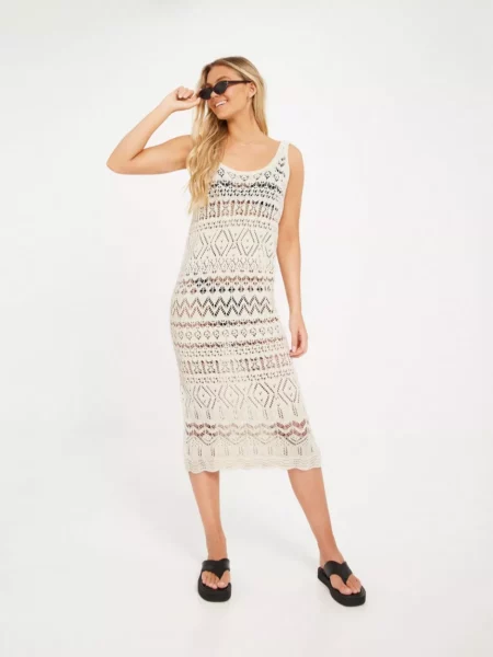 Cream Bodycon Dress for Women from Nelly GOOFASH