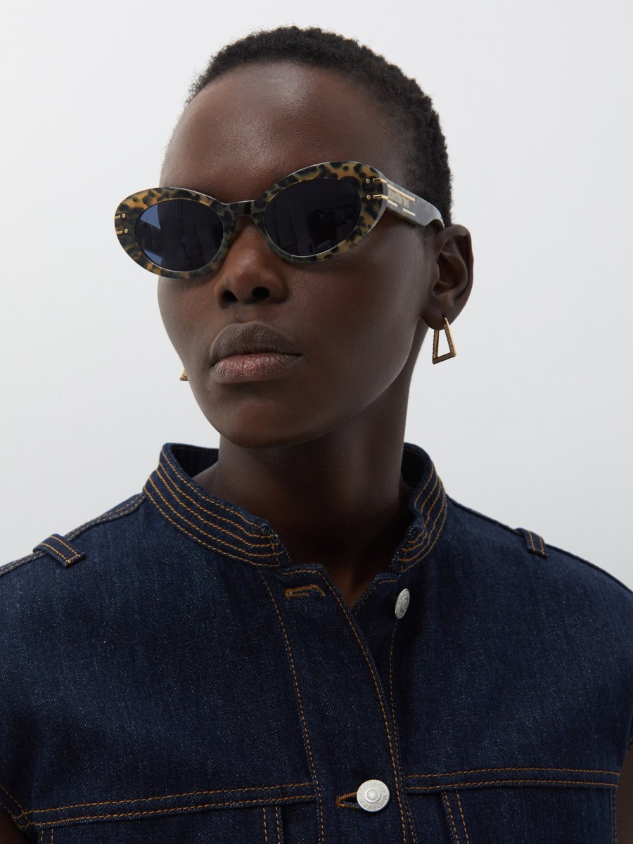 Dior - Beige Cat Eye Sunglasses at Matches Fashion GOOFASH