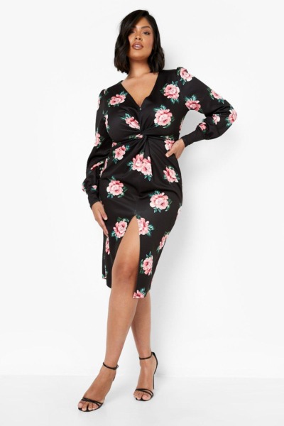 Dress in Black for Women by Boohoo GOOFASH