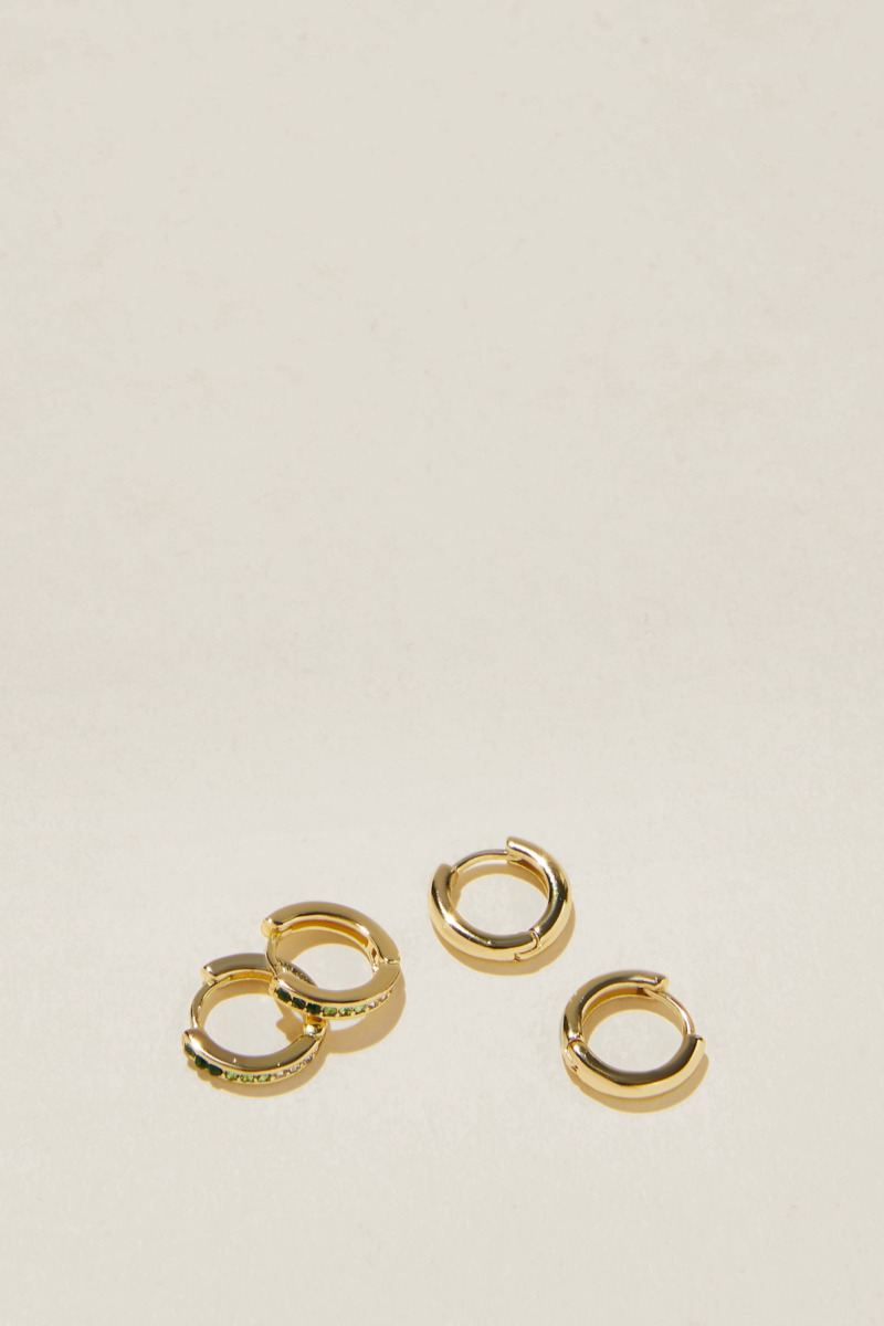 Earrings in Gold - Rubi Woman - Cotton On GOOFASH